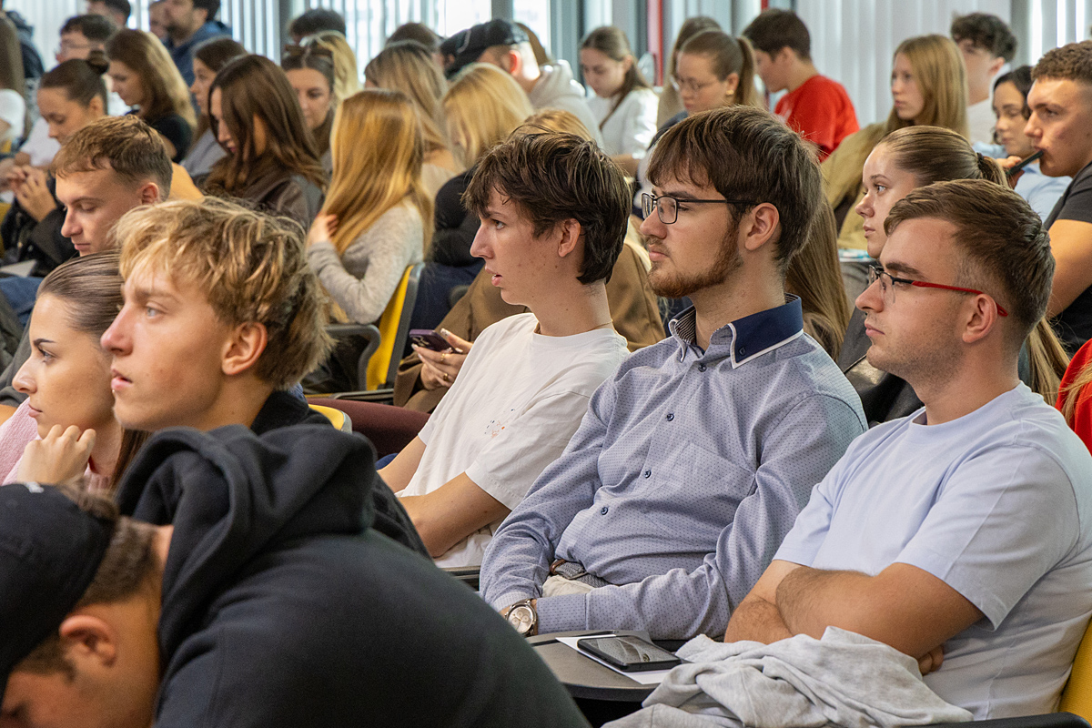 Od lietajúceho auta po študentské startupy: FEM prepojila študentov s úspešnými podnikateľmi